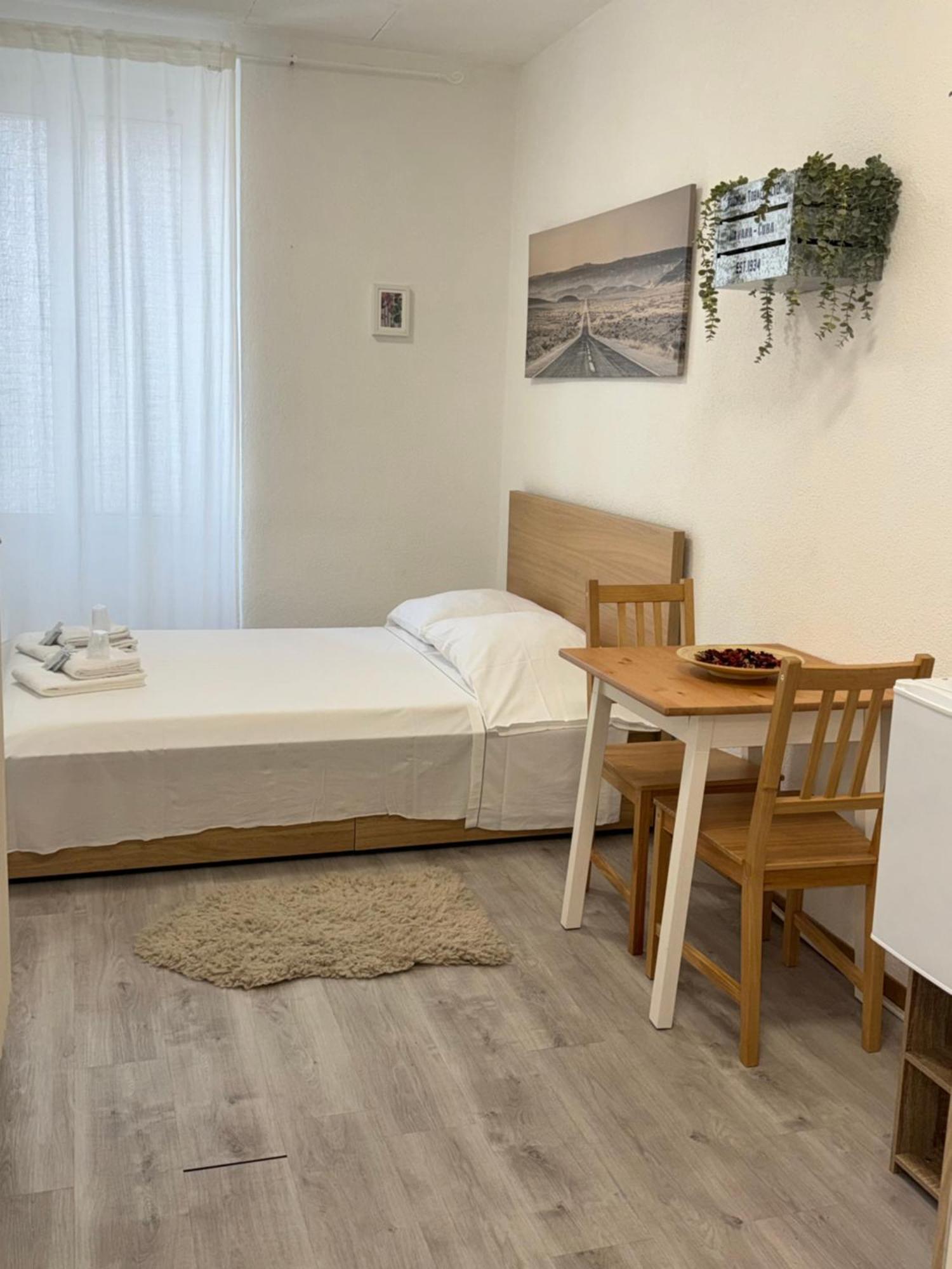 Hotel Leon D'Or Беллінцона Екстер'єр фото